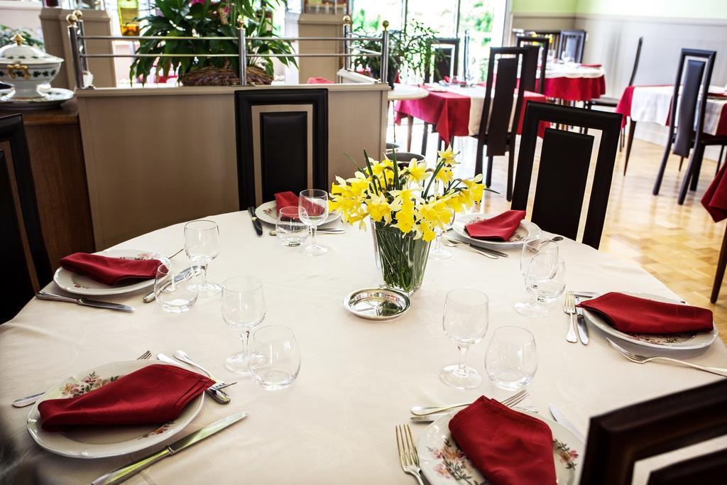 Hotel Beausejour Chaudes-Aigues Εξωτερικό φωτογραφία