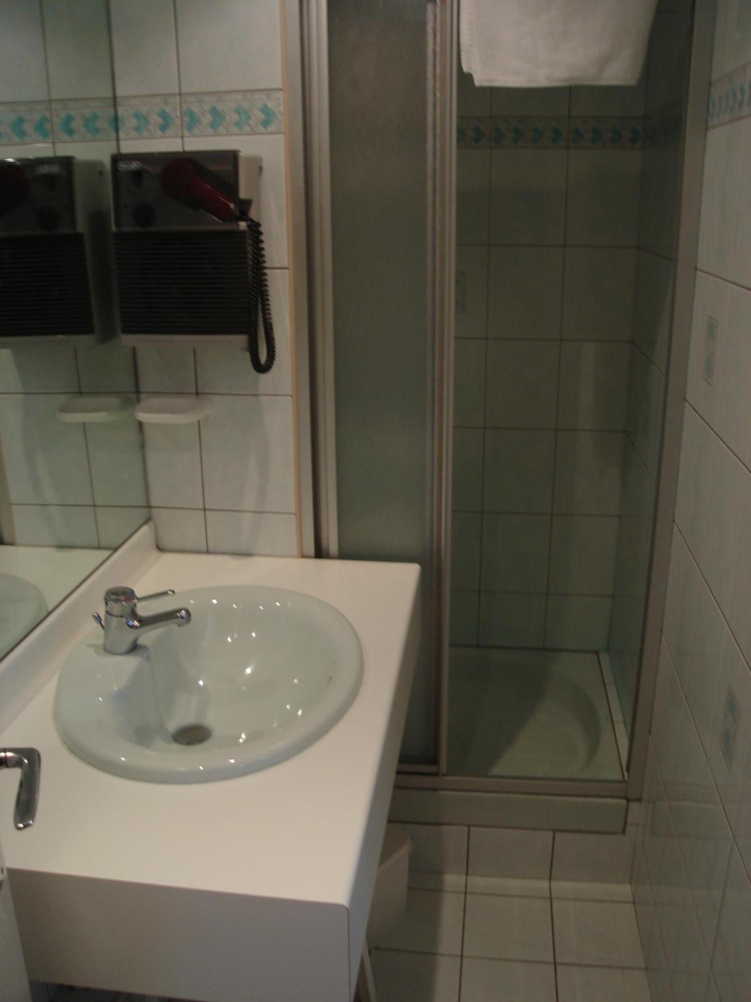 Hotel Beausejour Chaudes-Aigues Εξωτερικό φωτογραφία