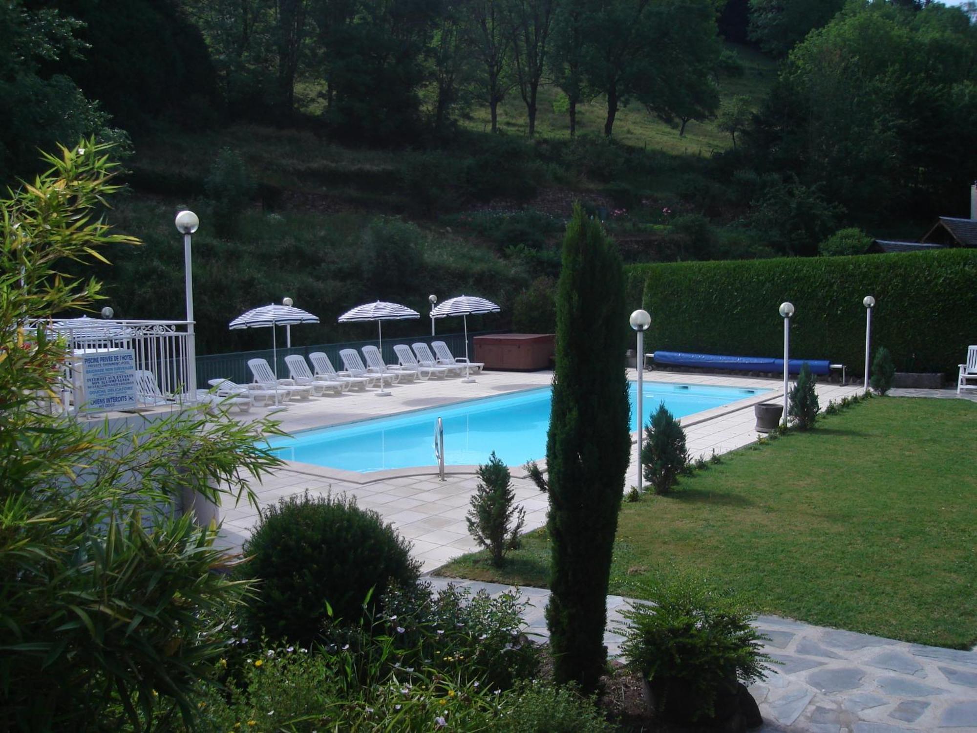 Hotel Beausejour Chaudes-Aigues Εξωτερικό φωτογραφία